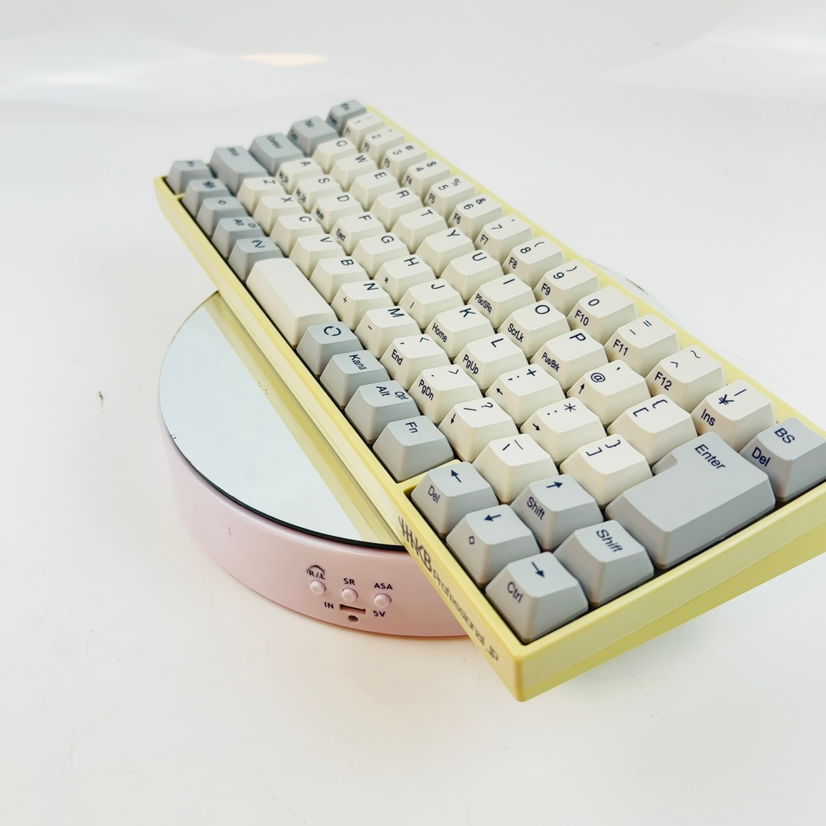 Happy Hacking PFU HHKB Professional JP PD-KB420W Wired Topre