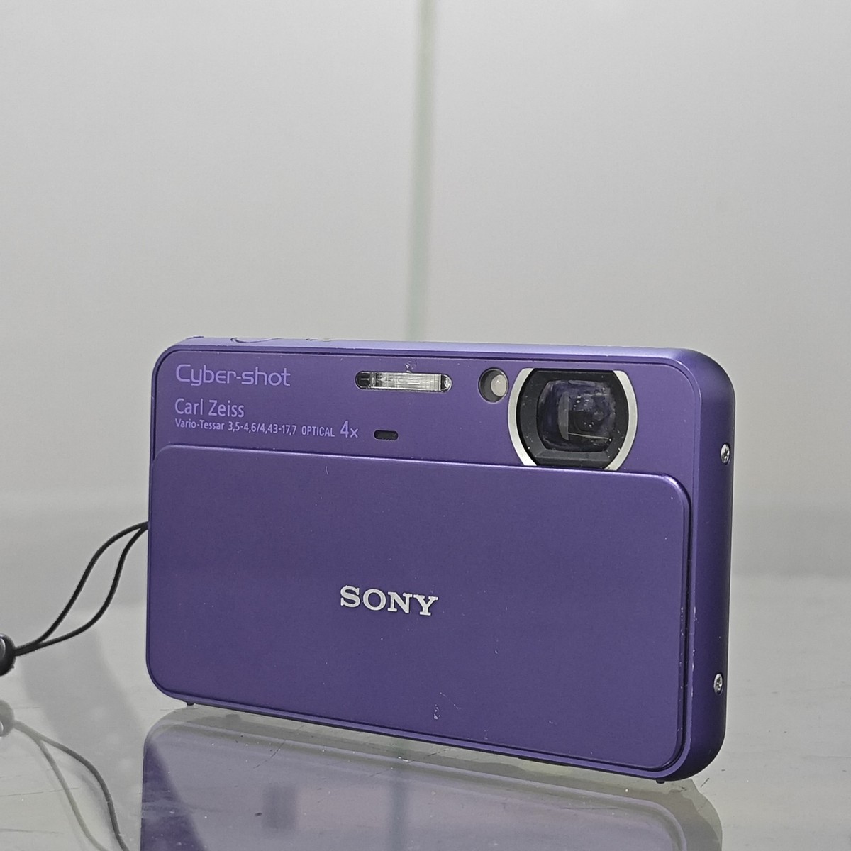 SONY DSC-T99 Cyber Shot Digital Camera 4x Optical Zoom English
