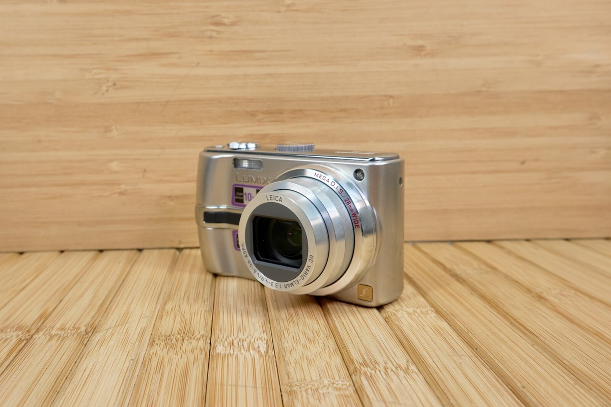 Panasonic LUMIX DMC-TZ2 6 MP Digital Camera, 10x Optical Zoom