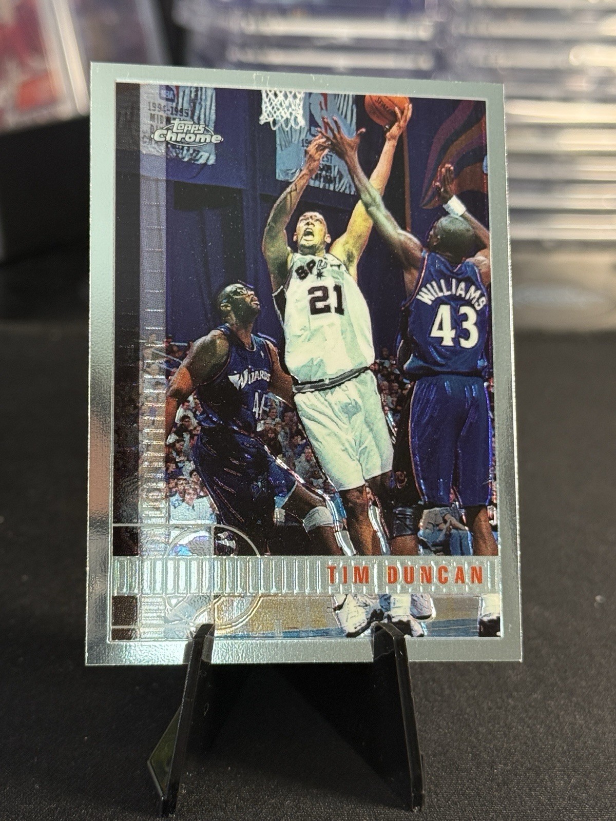 Tim Duncan 1997 Topps Chrome #115 Base Price Guide - Sports Card