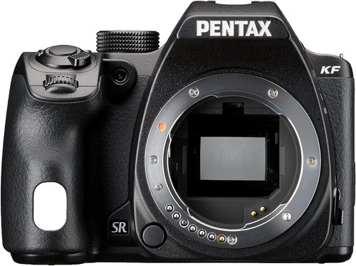 PENTAX K-30 Digital SLR Camera with 18-135mm Lens Kit Excellent