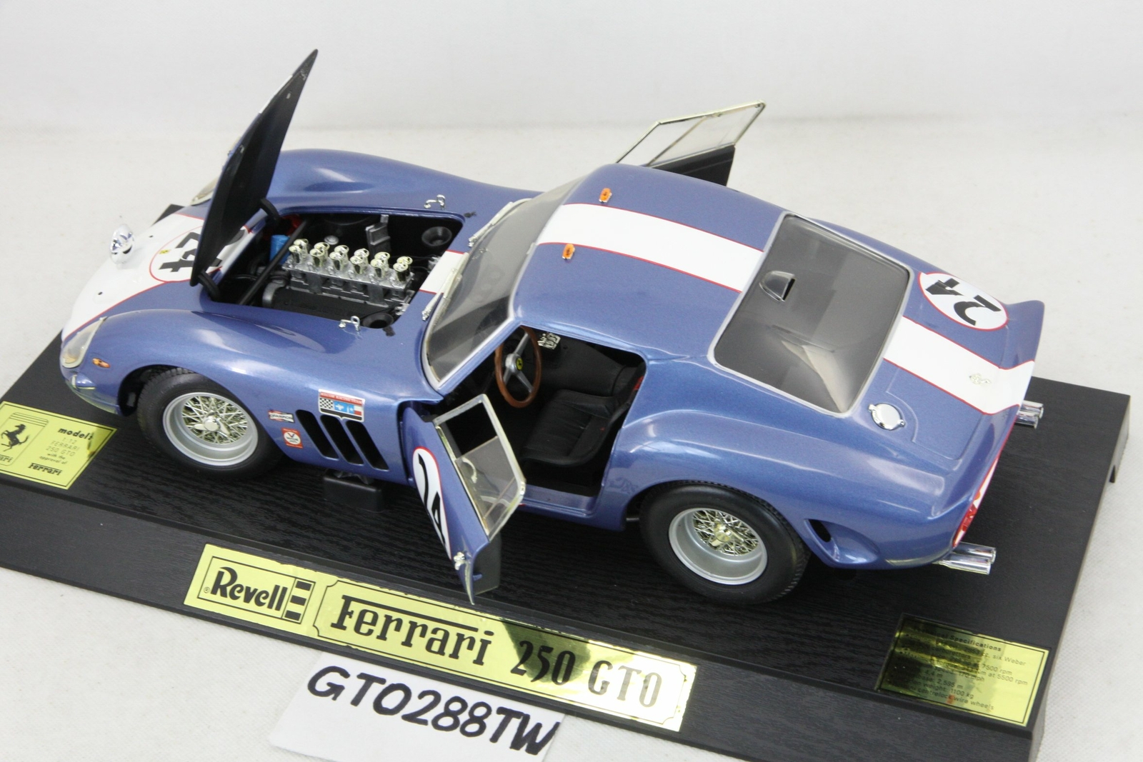 Revell : 1/12 Ferrari 250 GTO - DiecastSociety.com