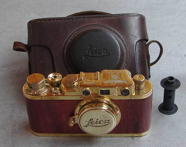 Leica II D Regular D.R.P. copy Gold-Wood in leather case (FED
