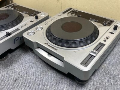 Pioneer DJ CDJ-800MK2 set of 2 DJ Turntable CD MP3 with power