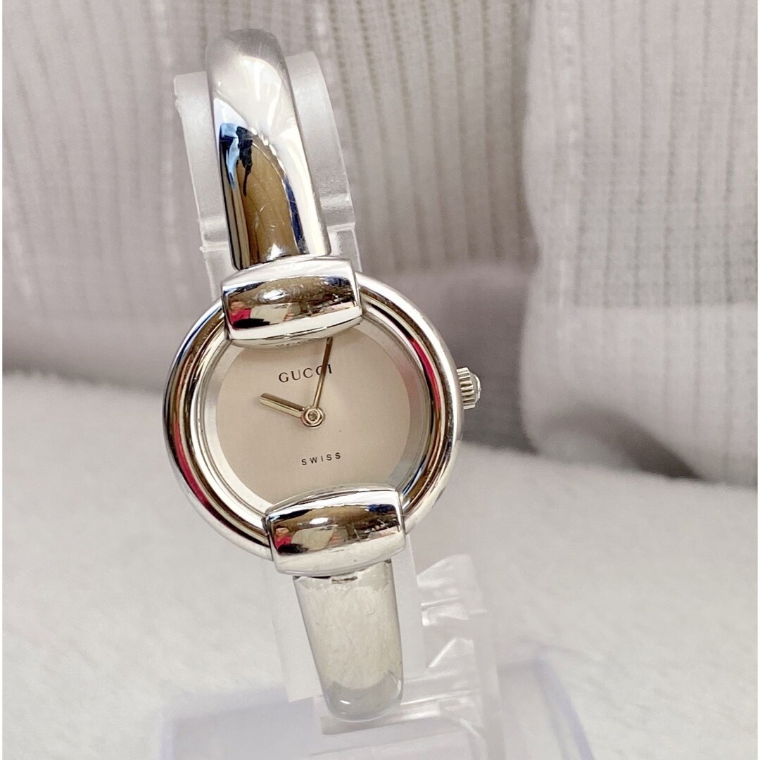 GUCCI 1400L Watch Silver White Shell Dial QZ Women's Bangle Watch