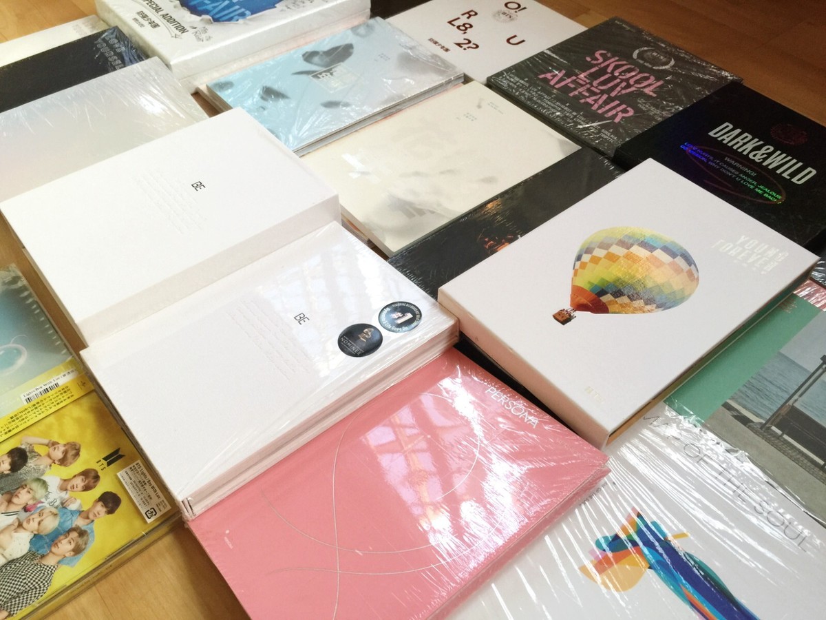 OFFICIAL 100% BTS Album CD / DVD with Photocard of Choice (2013