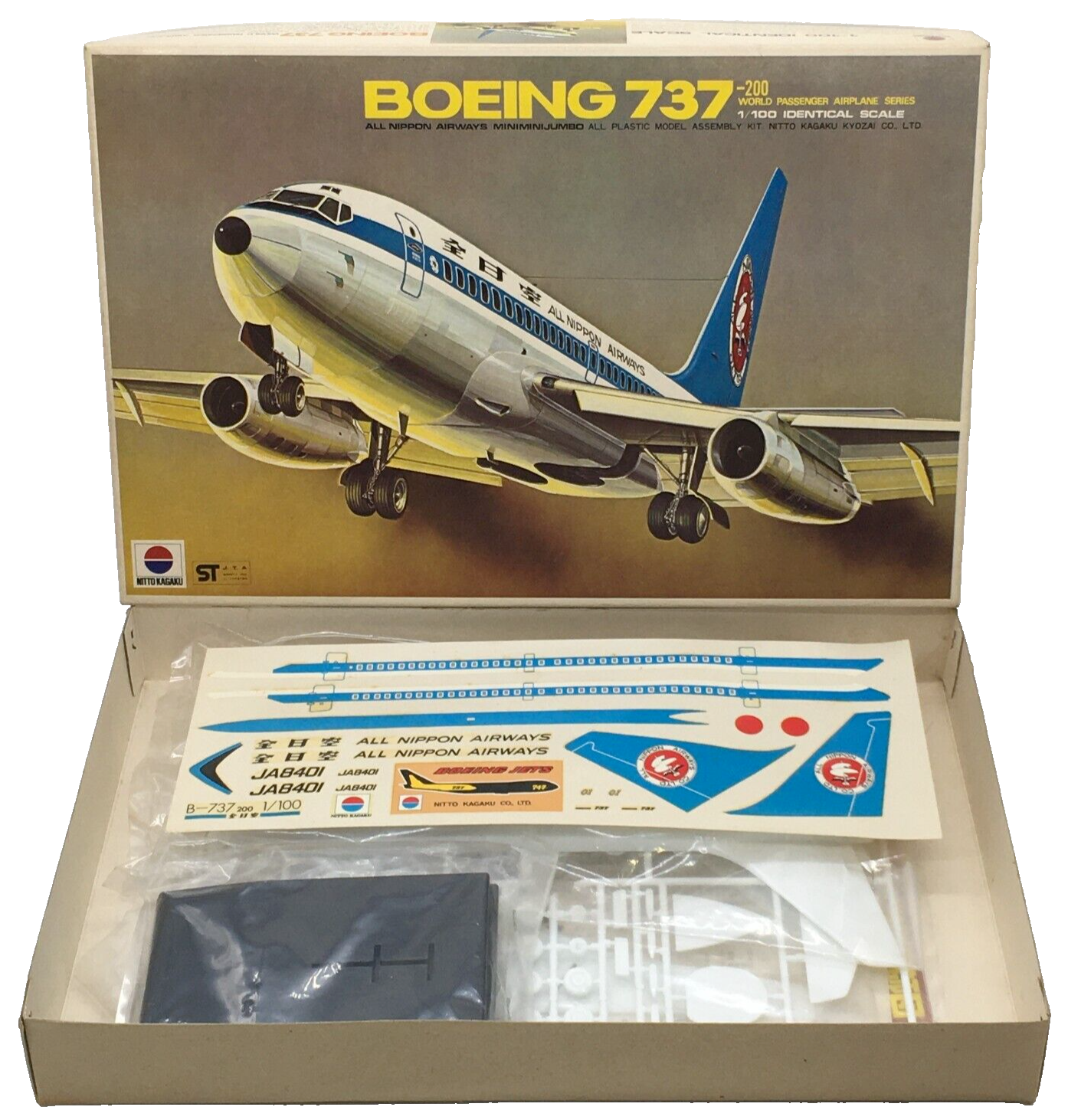 Nitto 1/100 Boeing 737-200 ANA All Nippon Airways Plastic Model