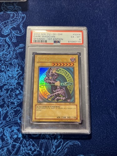 Yu-Gi-Oh! Dark Magician 1st Edition Ultra Rare BIY-S006 Spanish