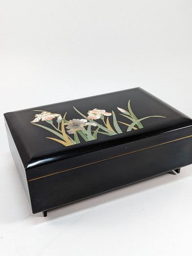 Vintage Otagiri Black Lacquerware Music Jewelry box