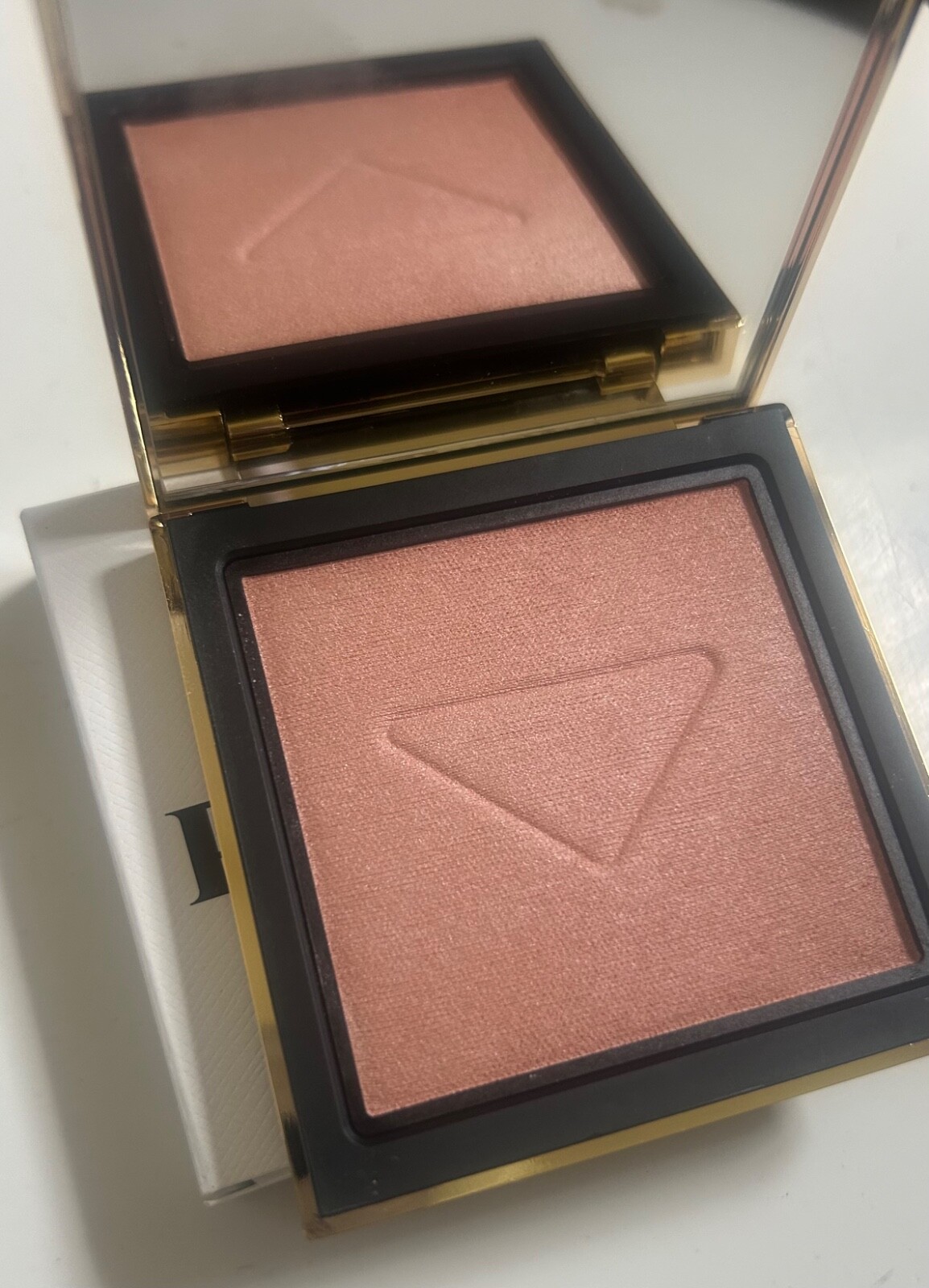 Prada Light Glowing Powder 02 Pink BNIB | eBay