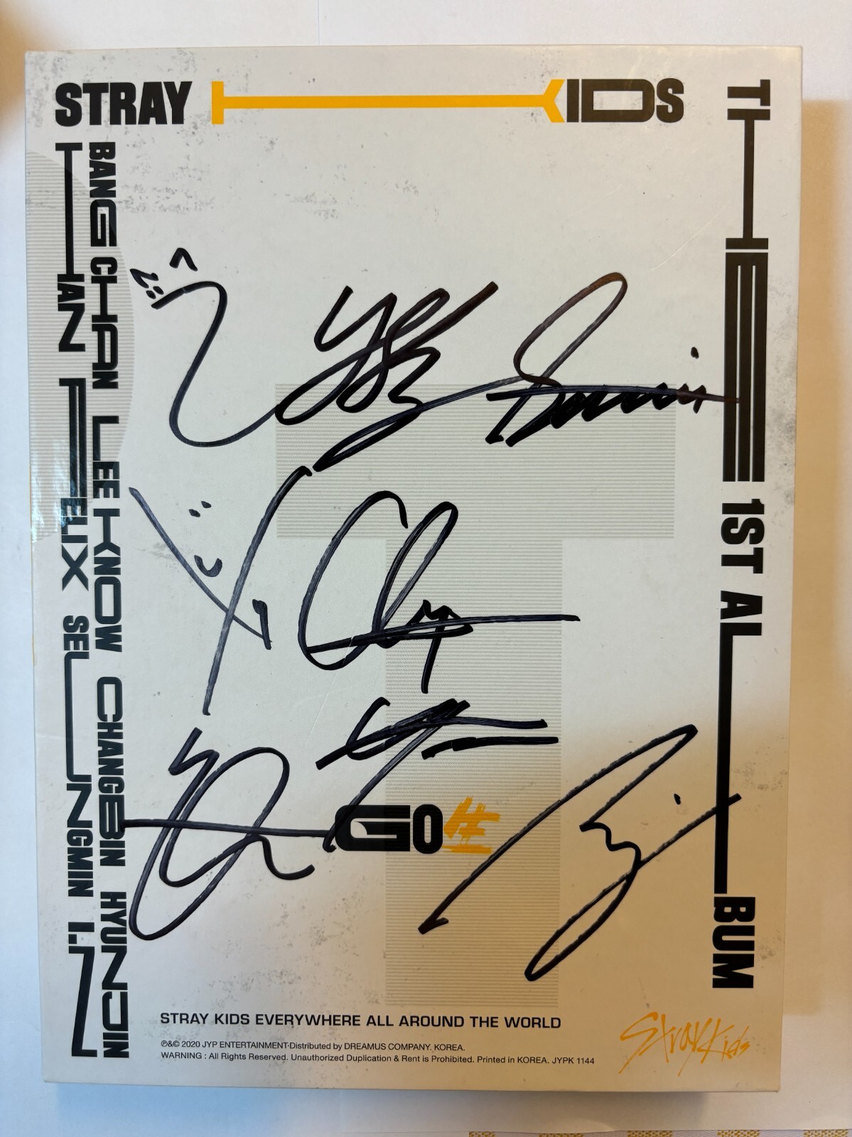 STRAY KIDS [GO LIFE] Autographed Signed Promo Album STRAYKIDS GO生