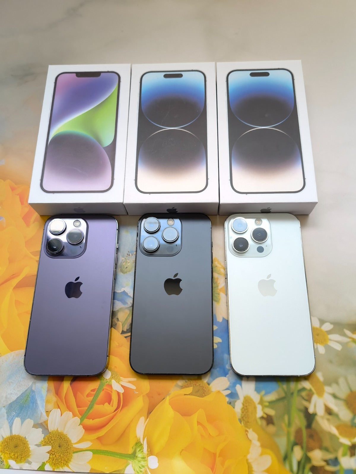 Excellent Apple iPhone 14 Pro (Unlocked)-128/256/512GB-Various