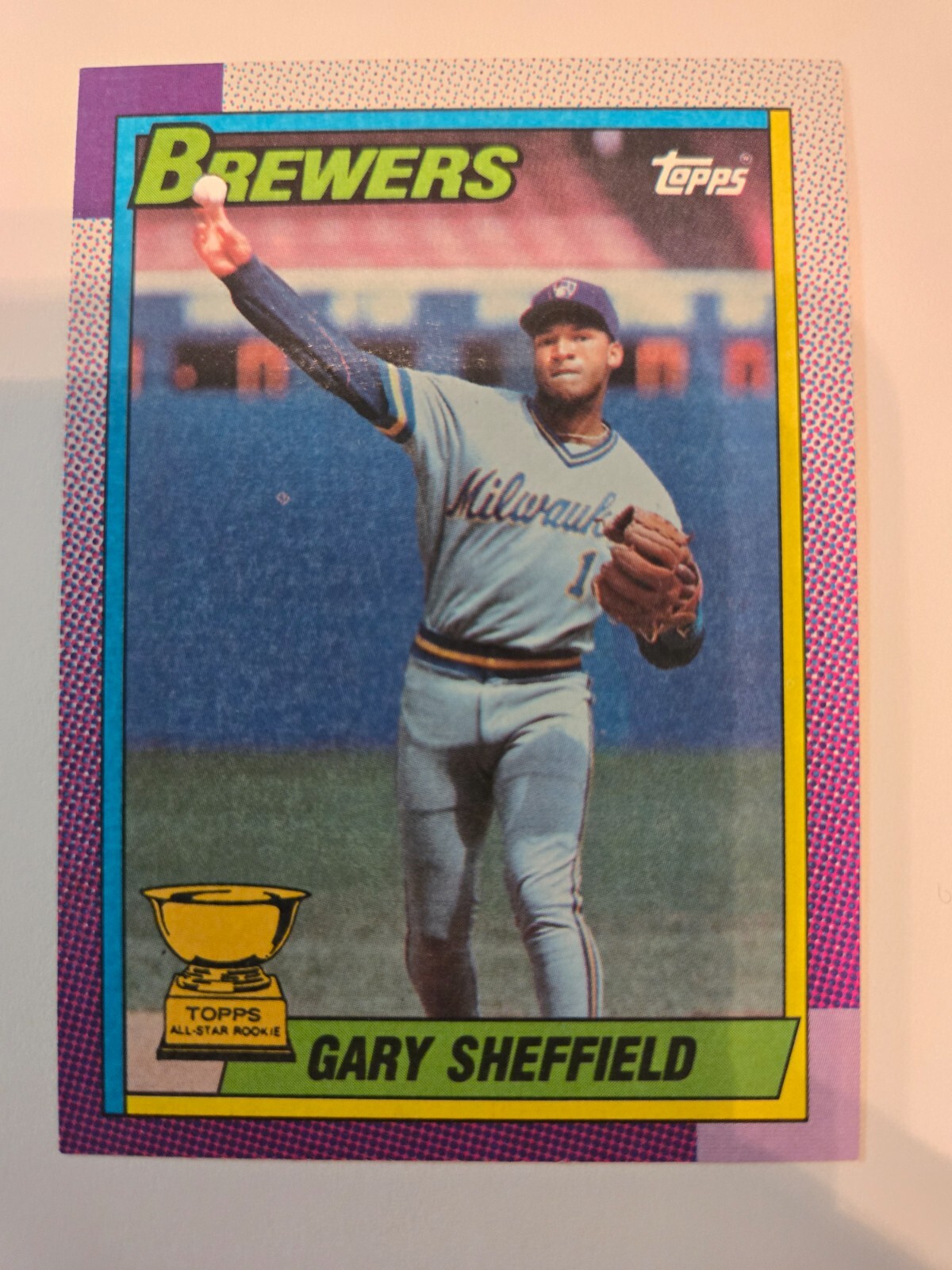 1990 Topps - #718 Gary Sheffield ERROR -- PINK DOT -- EXTREMELY