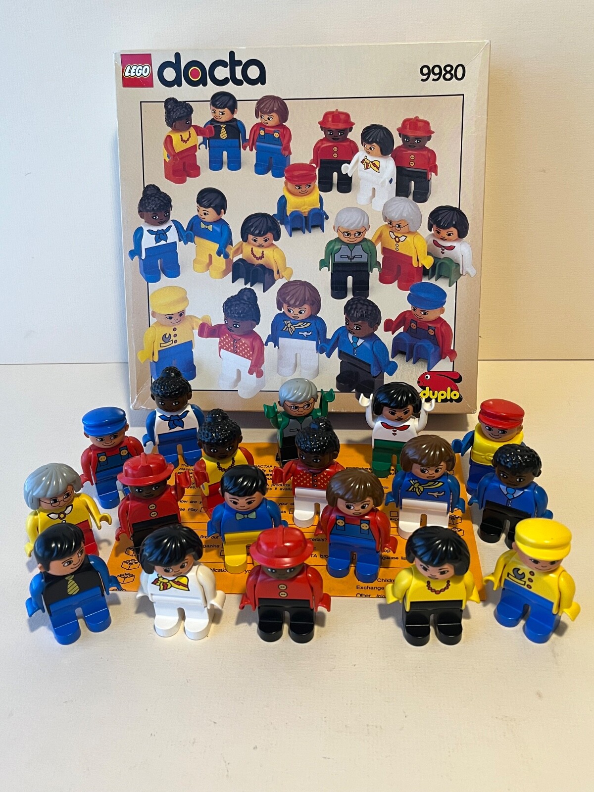 Vintage 1992 Lego Dacta Duplo World People Complete Set w