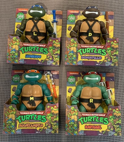 Teenage Mutant Ninja Turtles Giant 12