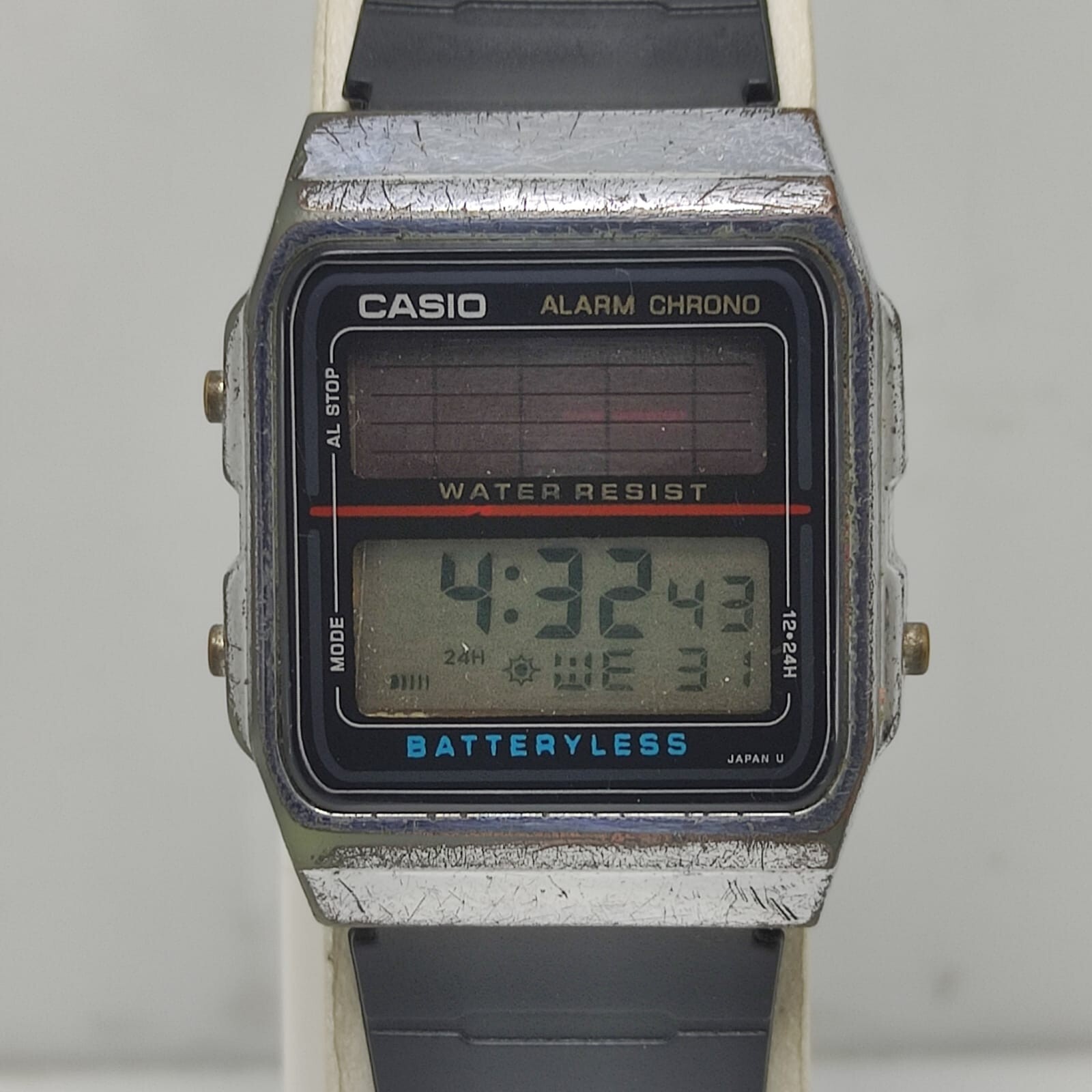 Vintage 1980's Casio Solar AL-180 Alarm Chrono Batteryless 2505
