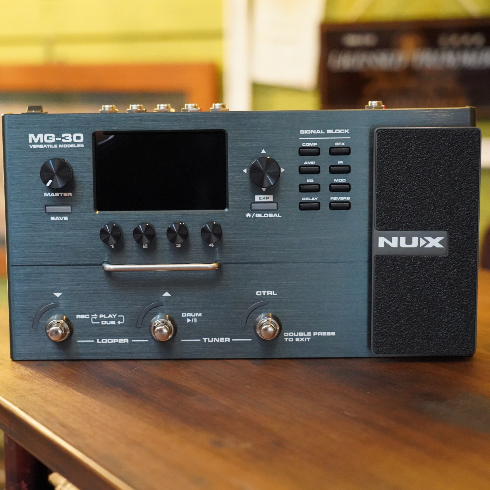 NUX MG-30 Versatile Modeler Guitar Multi-Effects Pedal TSAC-HD