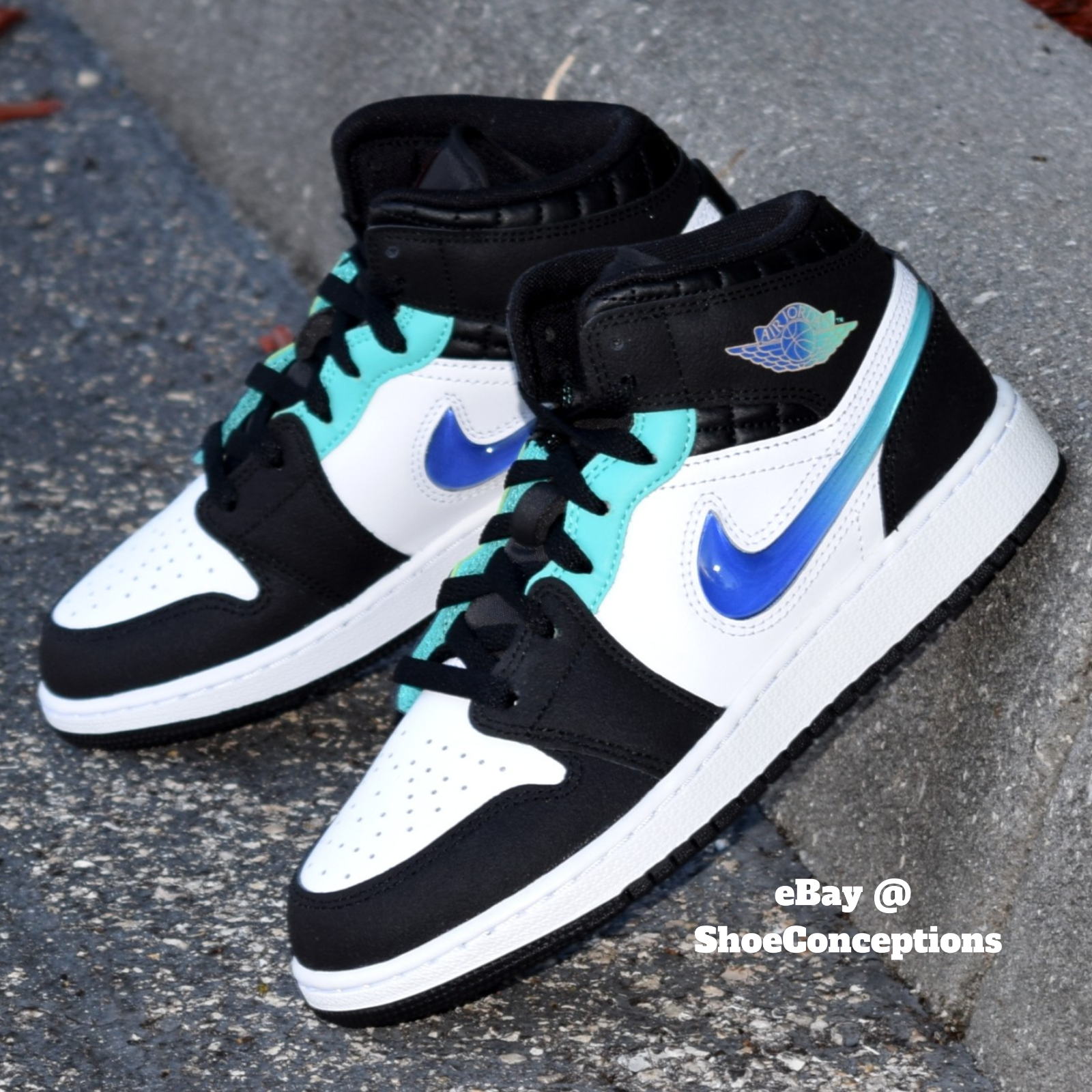 Nike Air Jordan 1 Mid SE (GS) Shoes Black Hyper Jade FQ8095-001