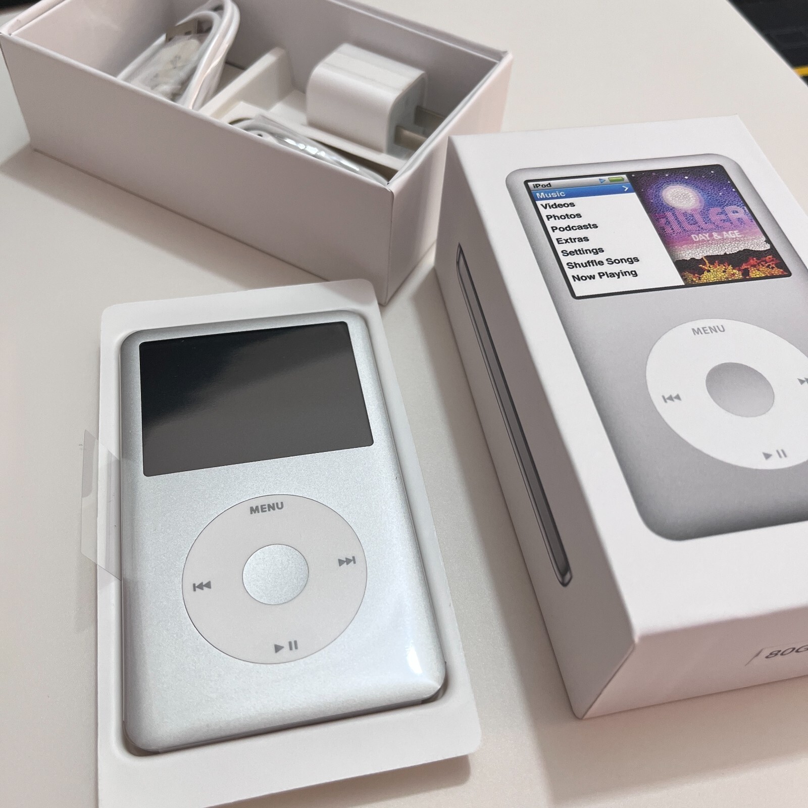 NEW Apple iPod Classic 7th Generation Silver 512GB Sealed Box