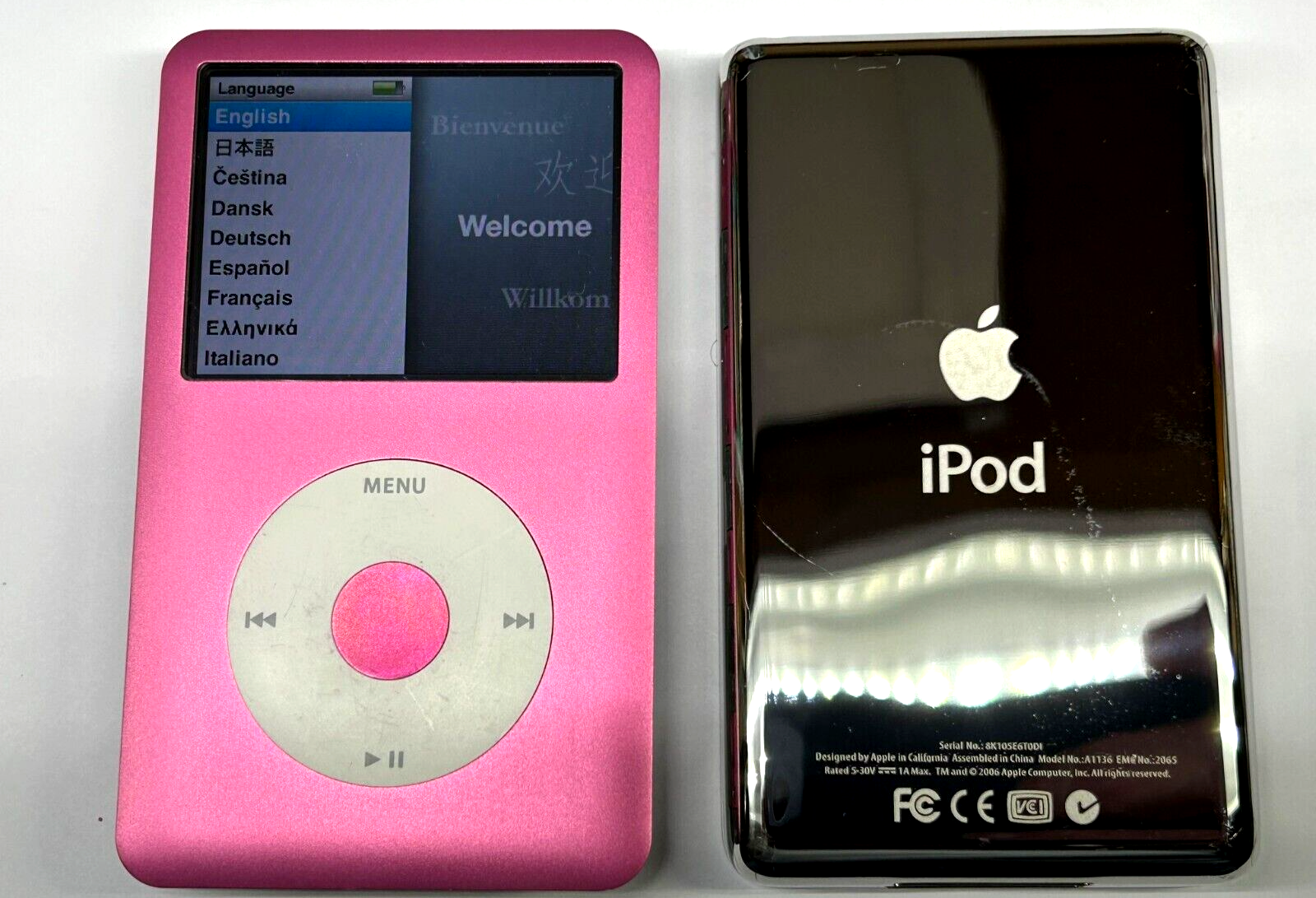 Apple IPOD CLASSIC 7th Generation 160GB (MC297ll/a) MP3 - MINT