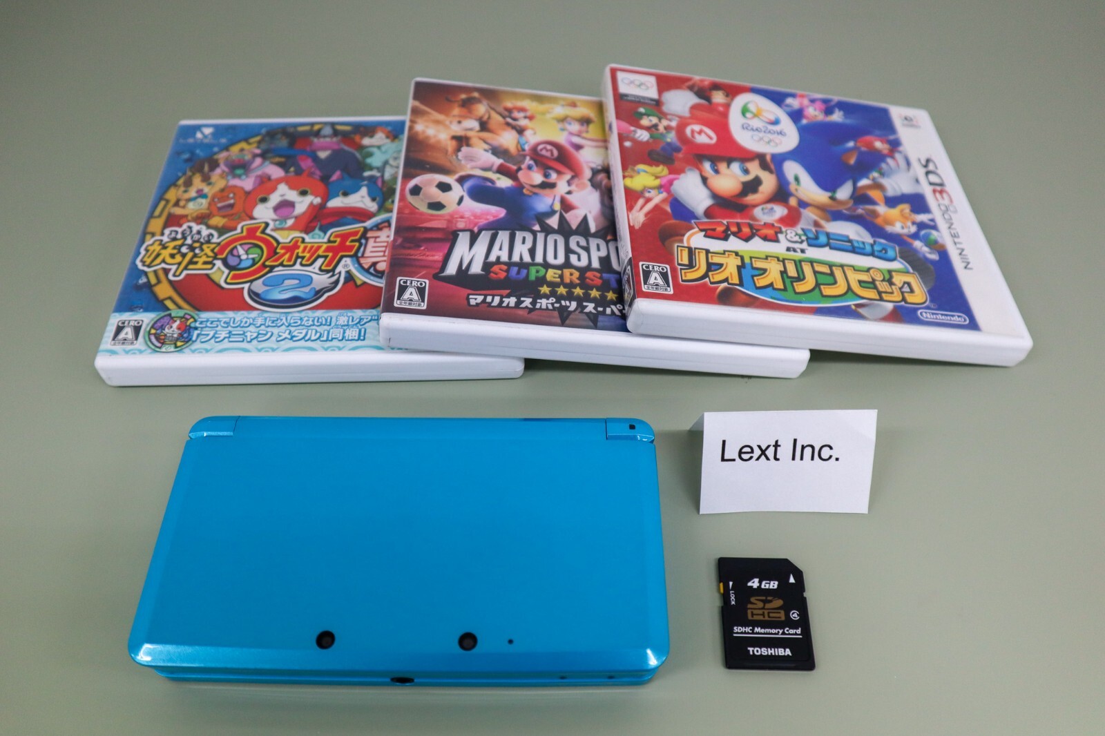 Nintendo 3DS Console Set with 3 Game Titles Included light Blue
