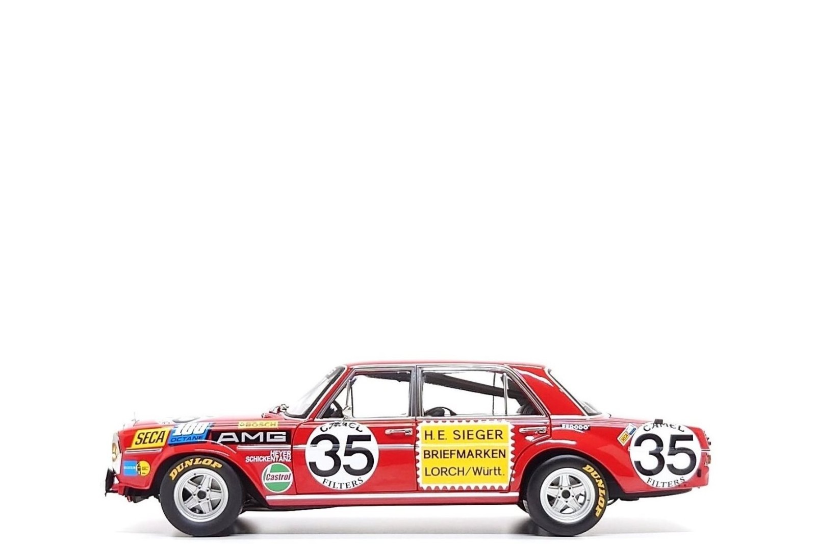 Minichamps 1:18 Mercedes-Benz 300 SEL 6.8 AMG #35 - 24h Spa 1971