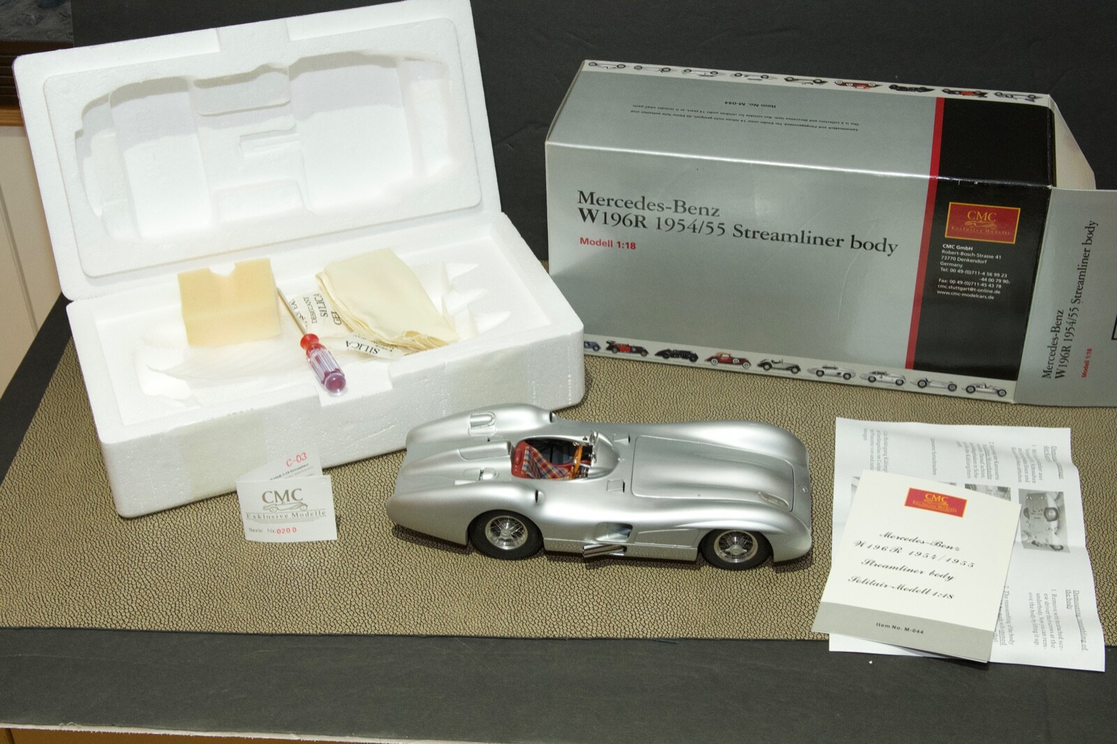 CMC 1/18 Mercedes-Benz W196R 1954/55 Streamliner body | eBay