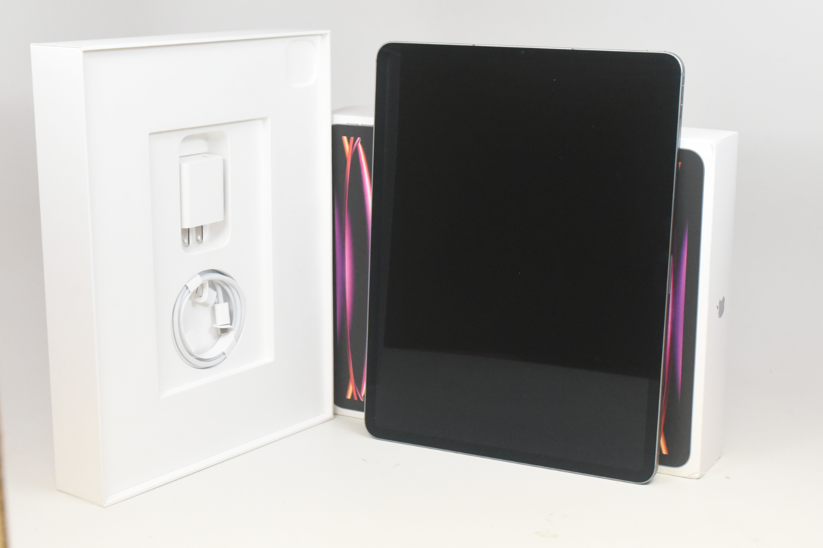 Apple 12.9 Inch iPad Pro Wi-Fi + Cellular 1TB Space Gray Unlocked