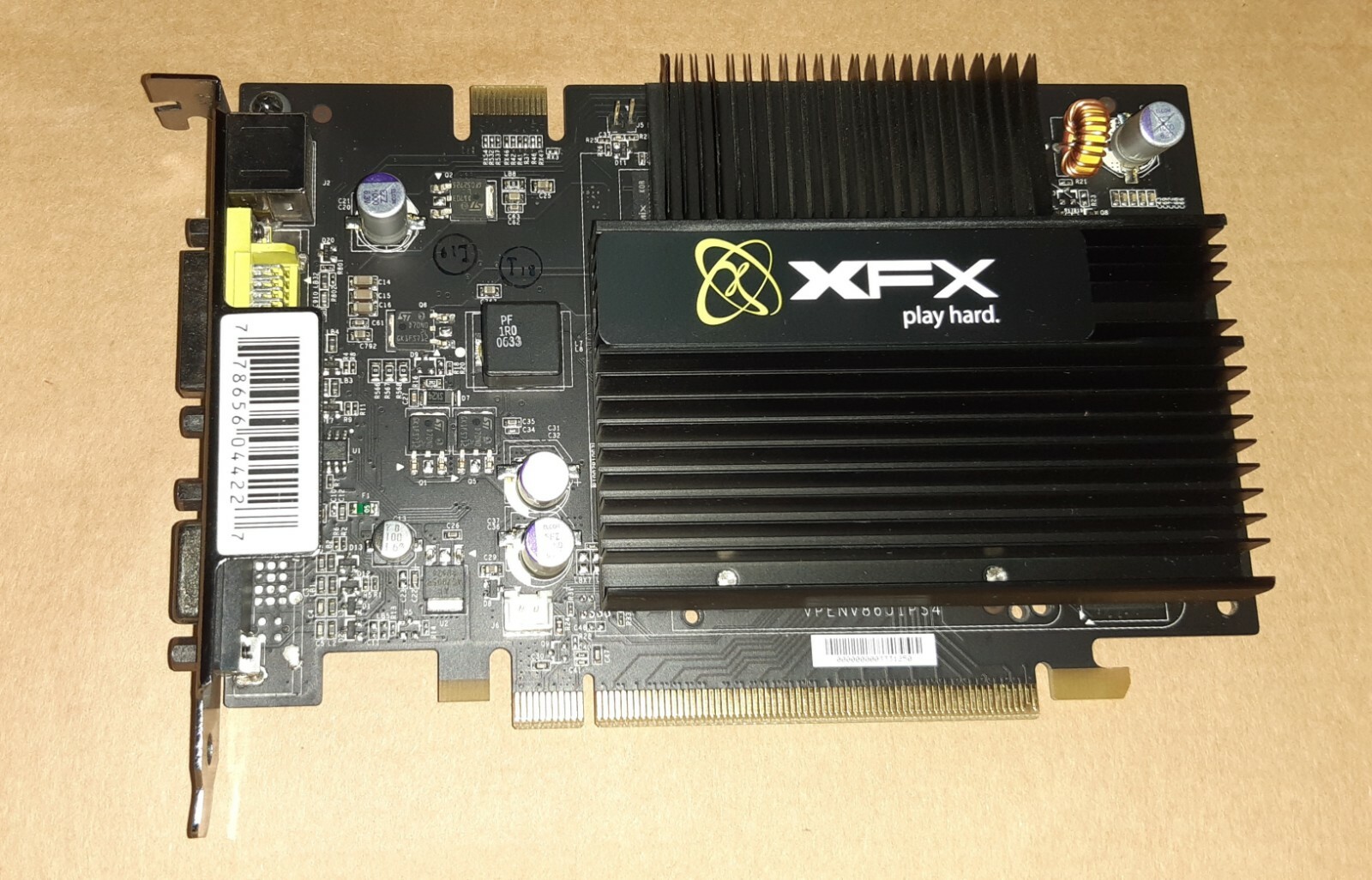XFX NVIDIA GeForce 8500 GT (PVT86JUAHG) 256 MB DDR2 SDRAM PCI