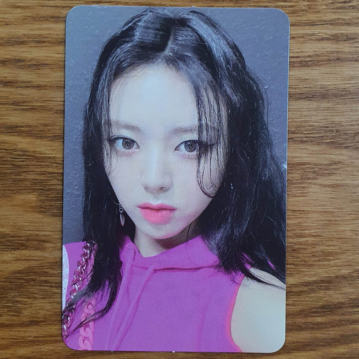 Yuna Official Photocard Itzy 1st Album Crazy In Love Special