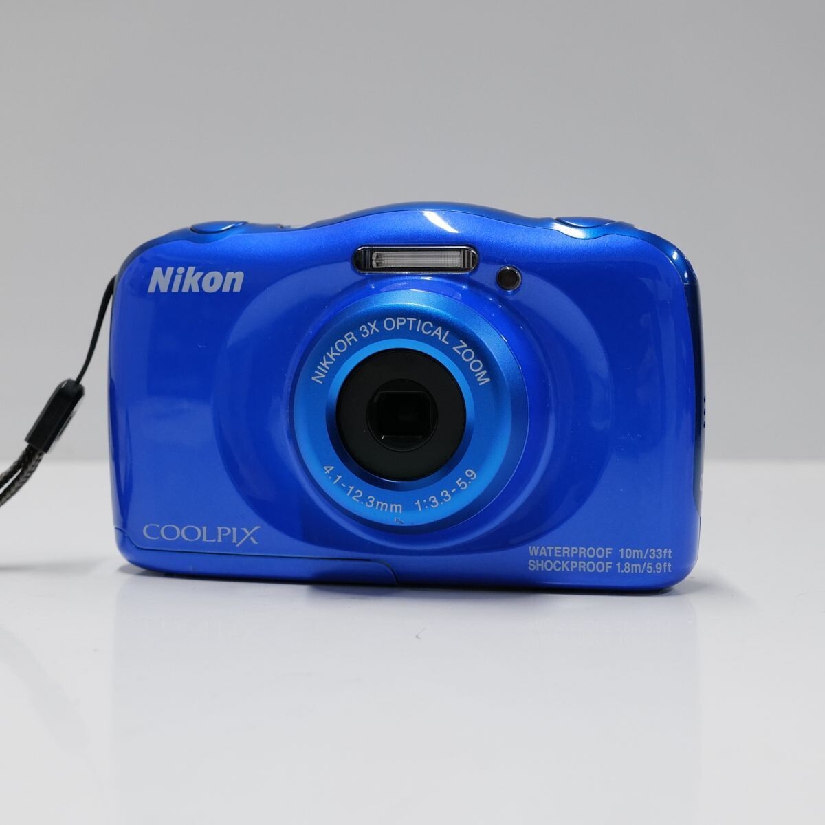 Nikon Coolpix W150 13.2 MP Waterproof Digital Camera - Blue Used