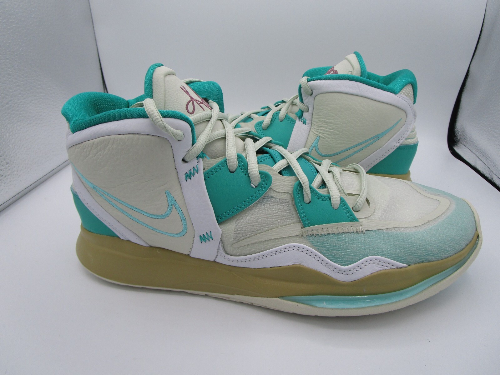 Nike Kyrie Infinity Mens 10.5 Keep Sue Fresh Green Shoes Sneakers