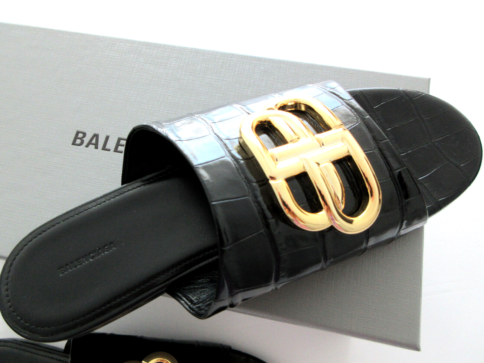 NEW BALENCIAGA Oval GOLD BB Mule Sandal In Black Leather 40 10 | eBay