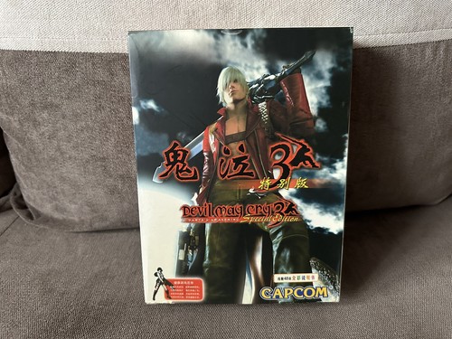 大カプコン展 Dante Devil May Cry set 大カプコン展 Dante ダンテ