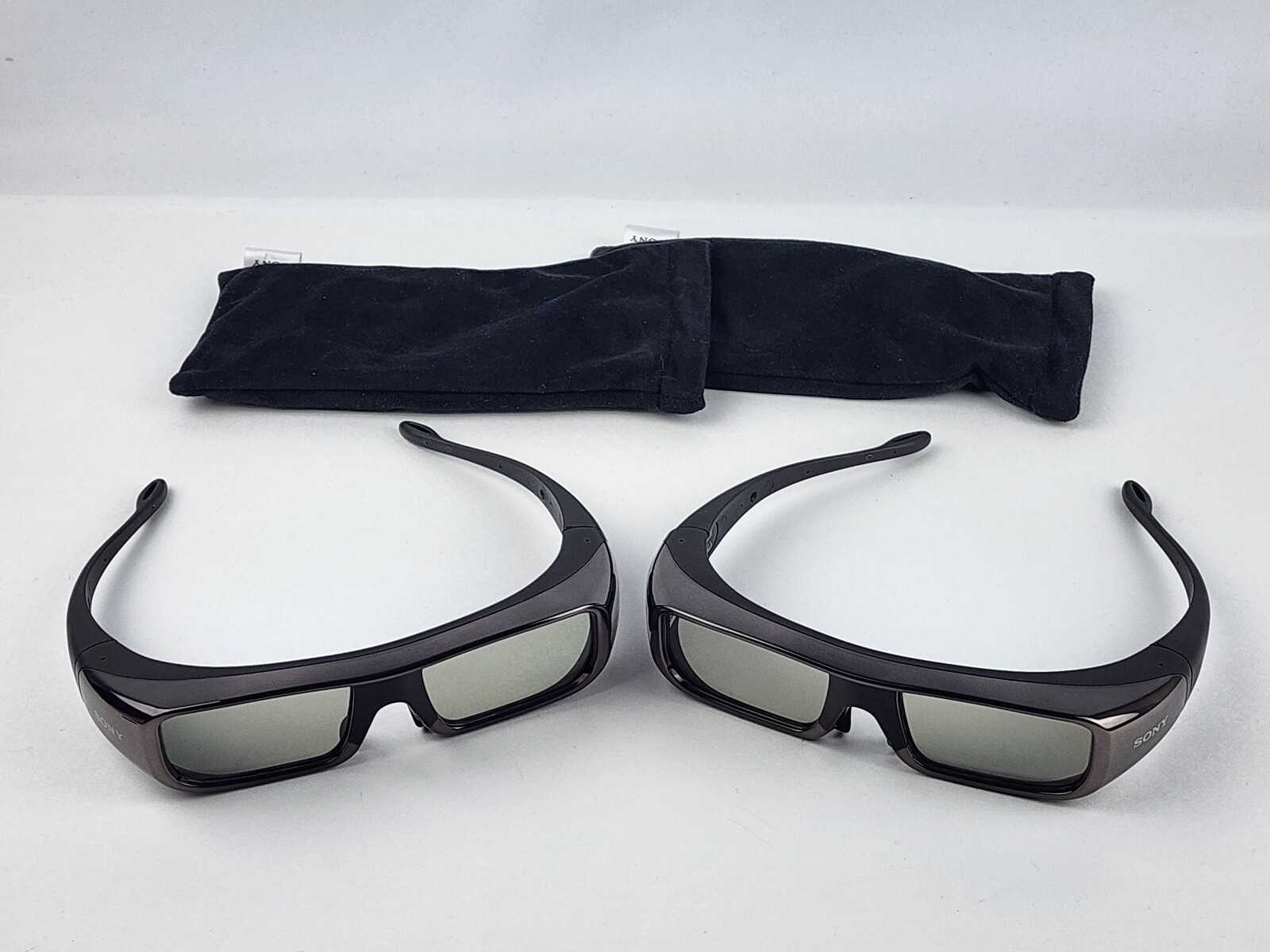 Sony 3D Glasses TDG-BR100 for Sony Bravia TV w/ bags Untested No