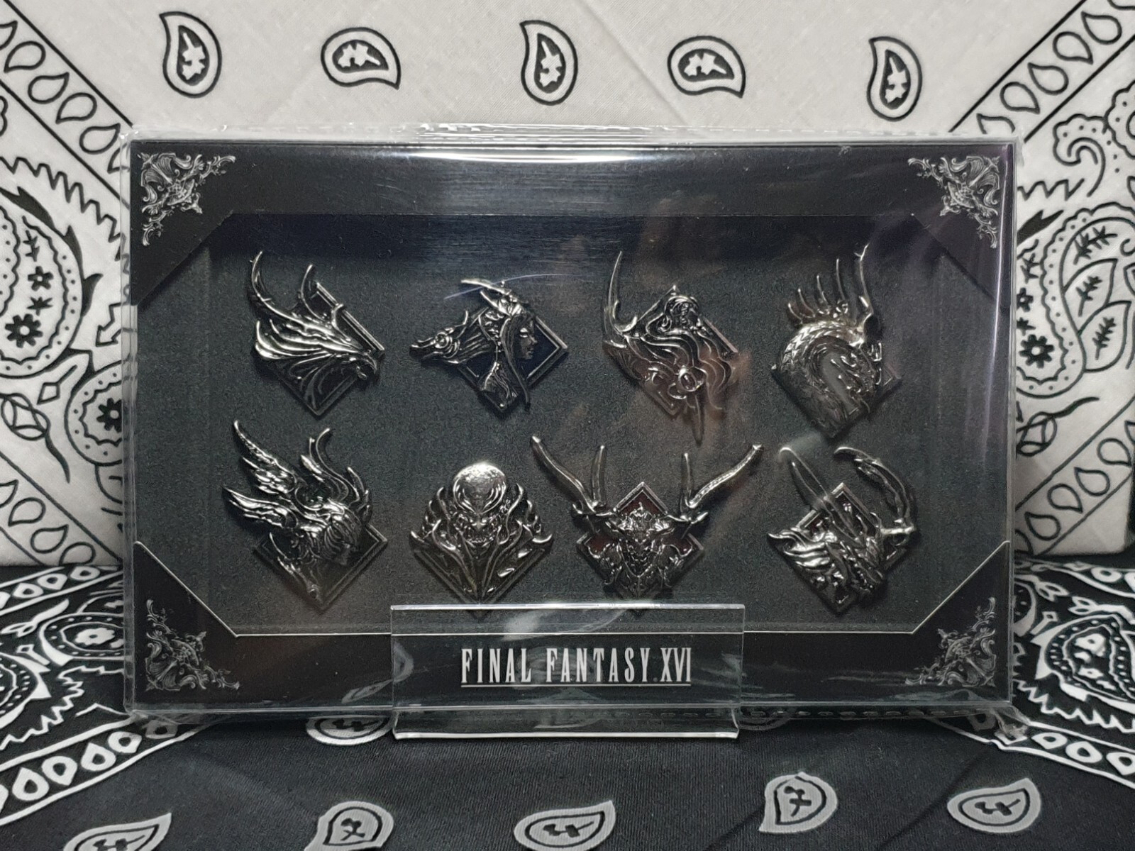 ピンズ・ピンバッジ・缶バッジ Final Fantasy XVI Clive Pixel Pin