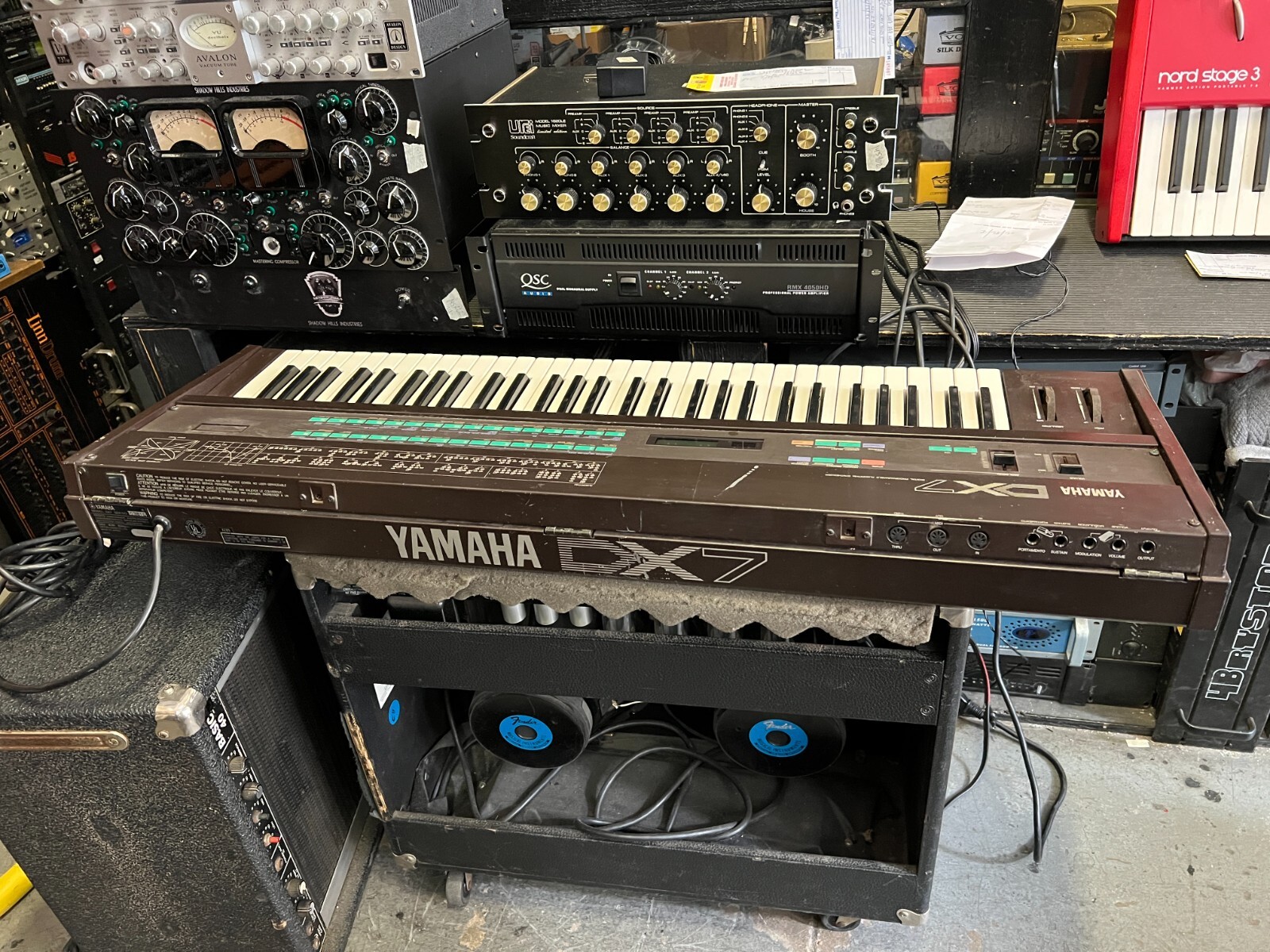 Original Yamaha DX7 Synthesizer 61 key keyboard DX7 Vintage