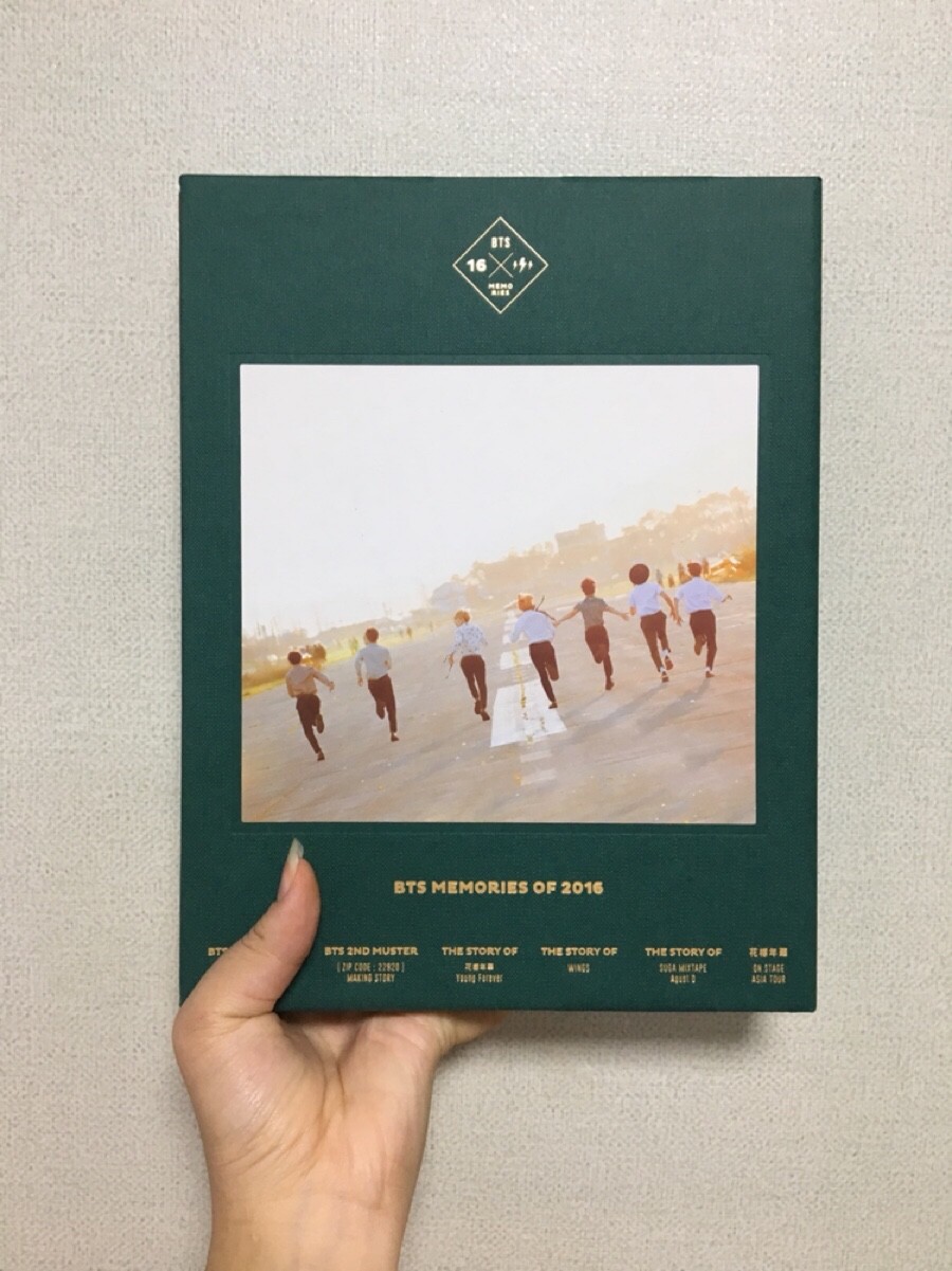BTS BANGTAN BOYS Memories of 2016 Official DVD Photobook Set