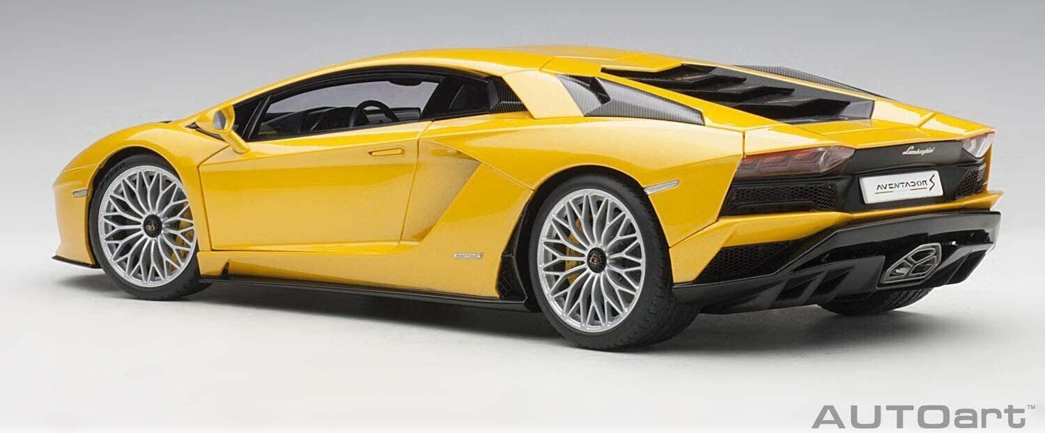 1/18 Lamborghini Aventador S New Giallo Orion/ Pearl Yellow Car By