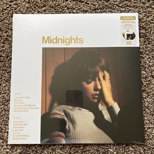 _12.JPG?set_id=880000500F