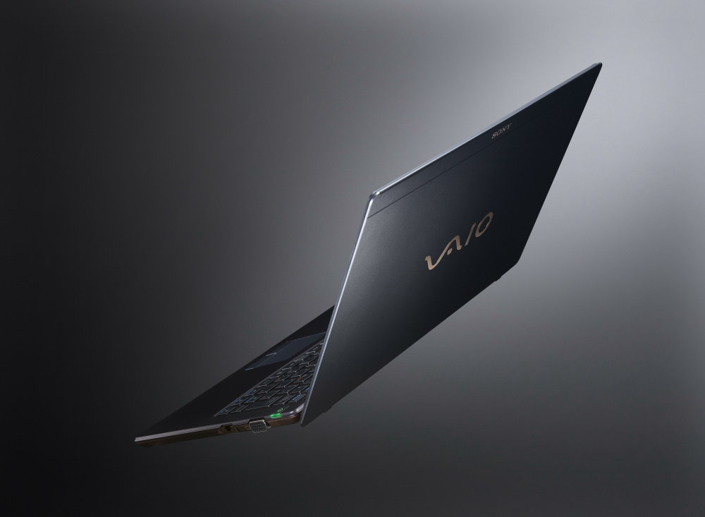 ソニーが世界最軽量の薄型ノート「VAIO X」を正式発表、高耐久性と最大