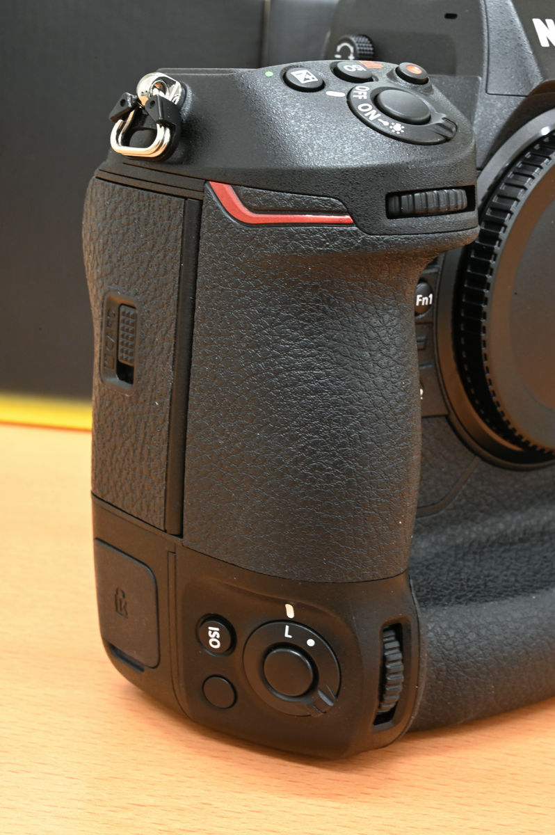 ニコンのミラーレスカメラの新フラッグシップ「Nikon Z 9」フォト