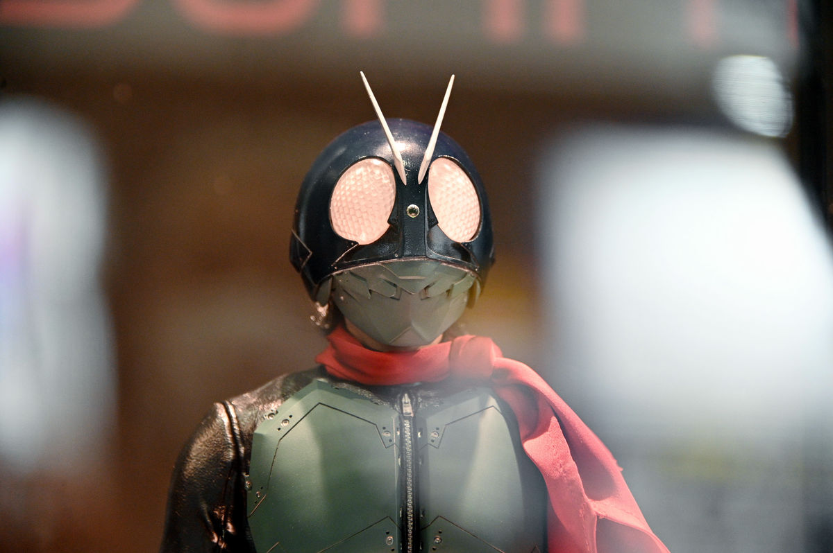 シン・仮面ライダー』仮面ライダー第1号の劇中スーツを庵野秀明監督