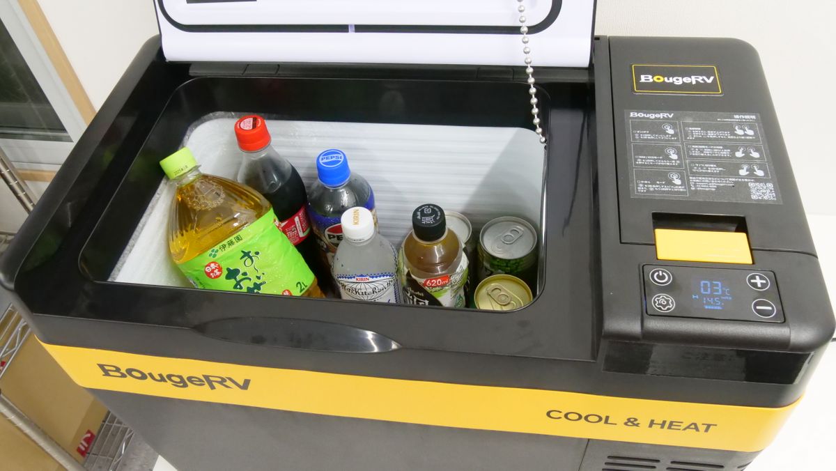 25Lの大容量で冷却だけでなく最大55度の保温も可能なポータブル保温