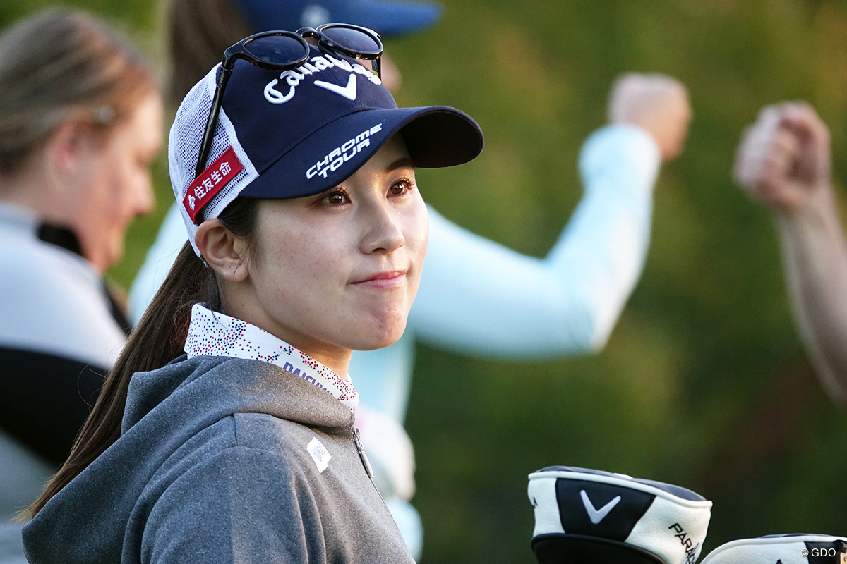 西村優菜プロ応援グッズ3点セットB／1️⃣応援タオル、2️⃣応援扇子