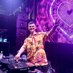 Stream Minh Hieu music | Listen to songs, albums, playlists for