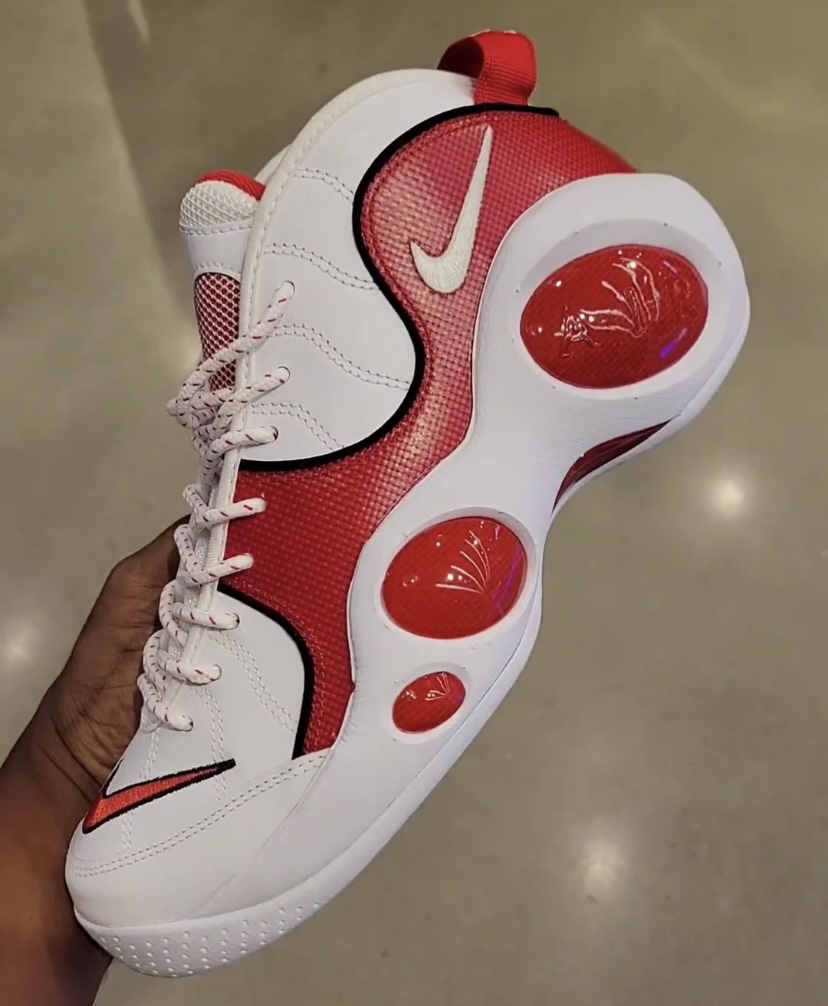 ナイキ エア ズーム フライト95 “ホワイトレッド” 新たな画像公開