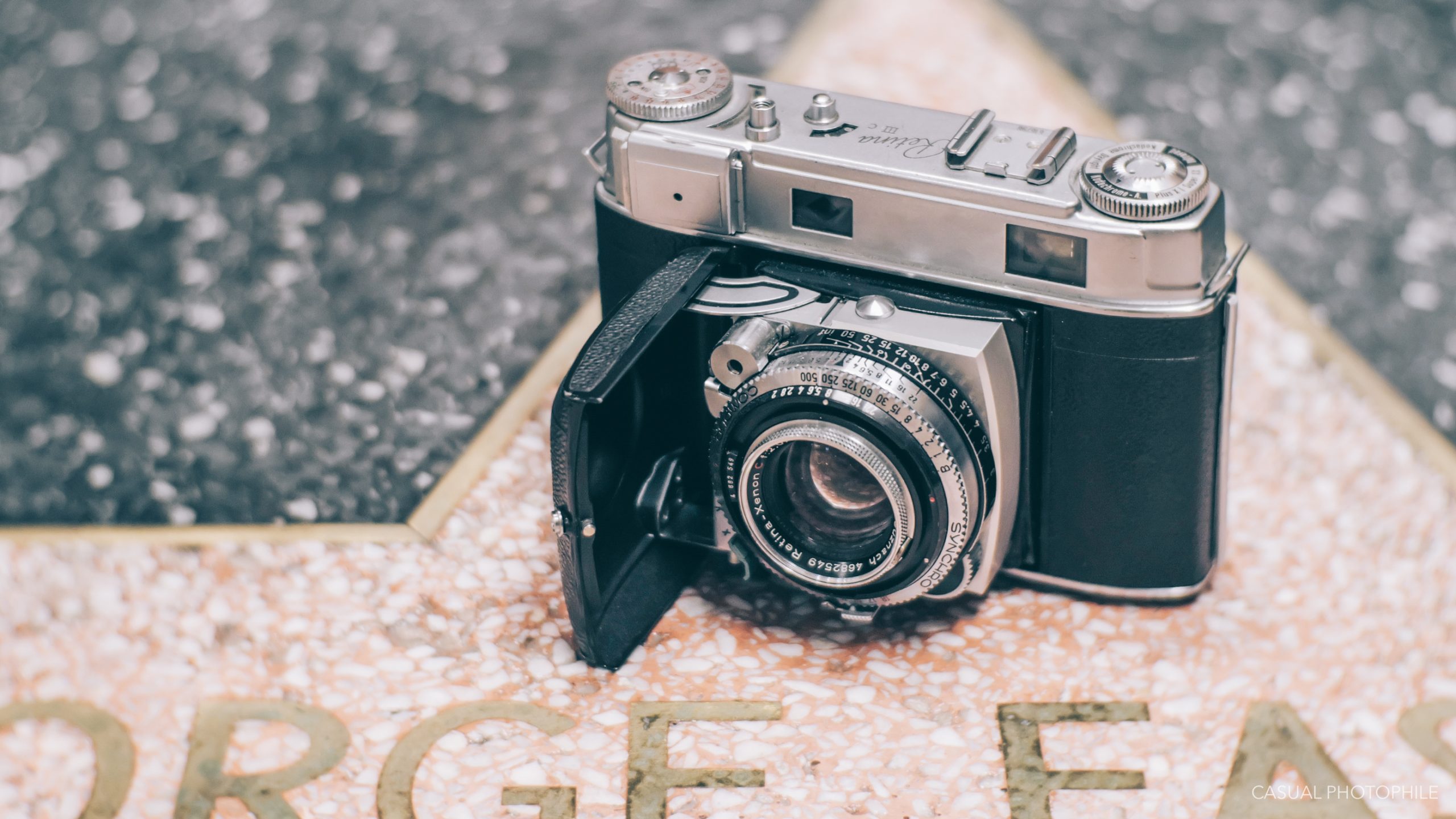 Christmas in Rochester with a Kodak Retina - Casual Photophile