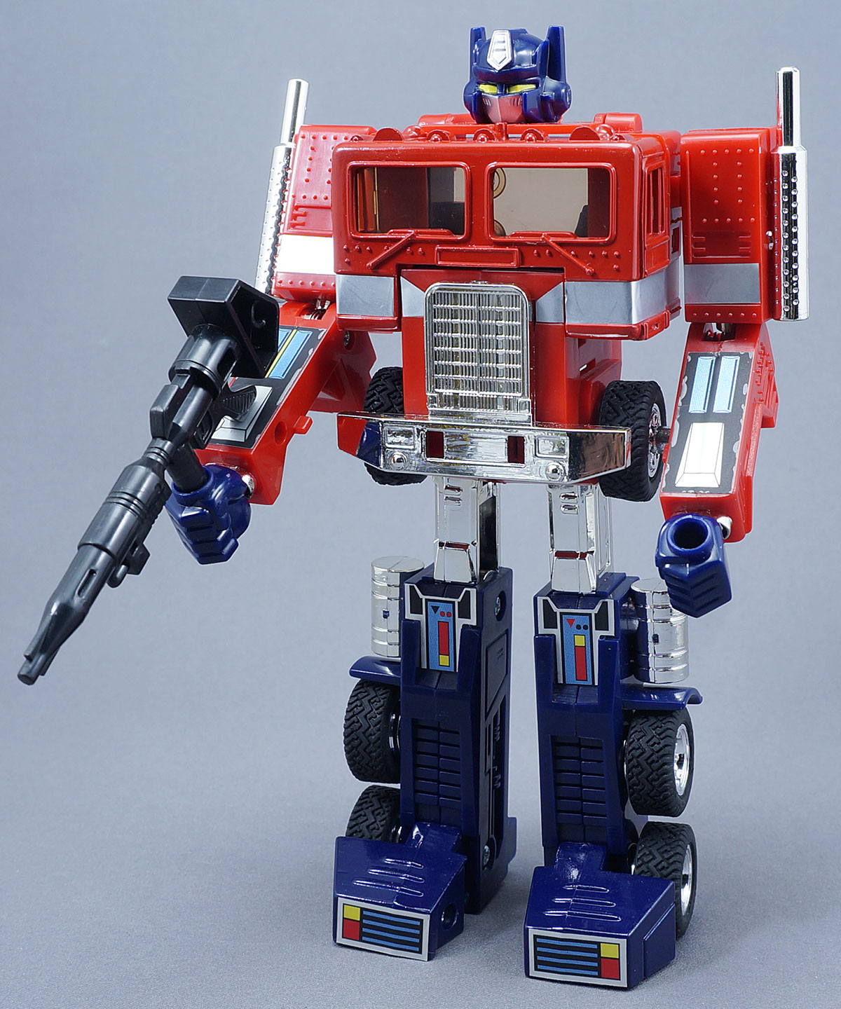 レビュー：戦え！超ロボット生命体トランスフォーマー 01 サイバトロン