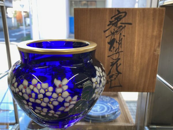 雨宮喜能登の窯彩硝子作品を、慈光店舗にて販売しております。Yousai